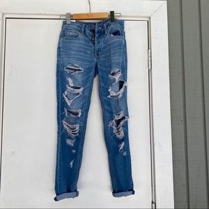 american eagle ripped jeans